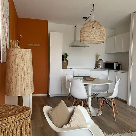 Appartement A 1 Pas De La Plage, Ambiance Boheme Naturel Prefailles Exterior photo