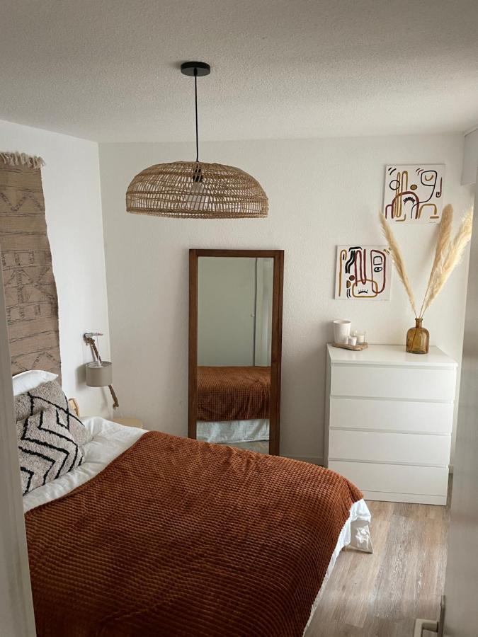 Appartement A 1 Pas De La Plage, Ambiance Boheme Naturel Prefailles Exterior photo